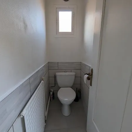 Holiday home Spacieuse Avec Jardin Prive, Proche Vignobles Et Lacs - 4 Chambres, Cheminee, Equipement Bebe - Fr-1-611-27 Vaux-sous-Aubigny