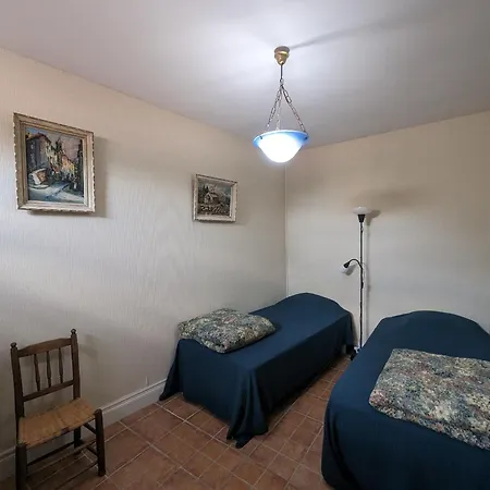 Holiday home Spacieuse Avec Jardin Prive, Proche Vignobles Et Lacs - 4 Chambres, Cheminee, Equipement Bebe - Fr-1-611-27