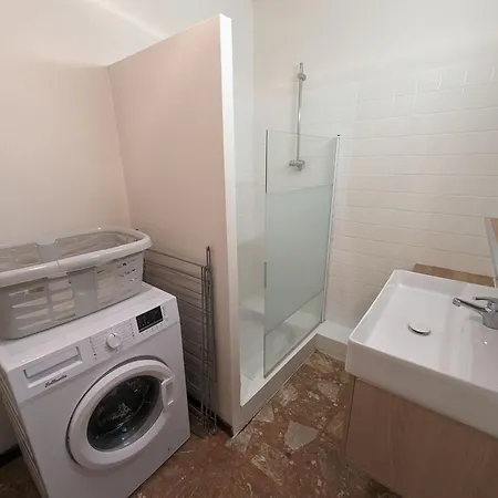 Spacieuse Avec Jardin Prive, Proche Vignobles Et Lacs - 4 Chambres, Cheminee, Equipement Bebe - Fr-1-611-27 * Vaux-sous-Aubigny