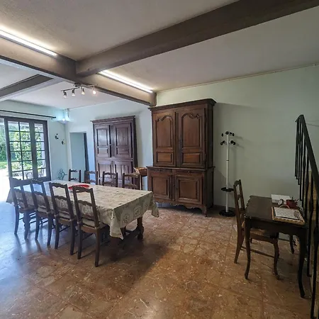 Spacieuse Avec Jardin Prive, Proche Vignobles Et Lacs - 4 Chambres, Cheminee, Equipement Bebe - Fr-1-611-27 * Vaux-sous-Aubigny