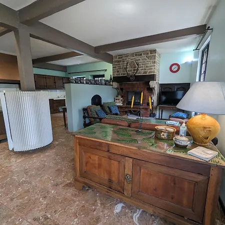 Holiday home Spacieuse Avec Jardin Prive, Proche Vignobles Et Lacs - 4 Chambres, Cheminee, Equipement Bebe - Fr-1-611-27 Vaux-sous-Aubigny
